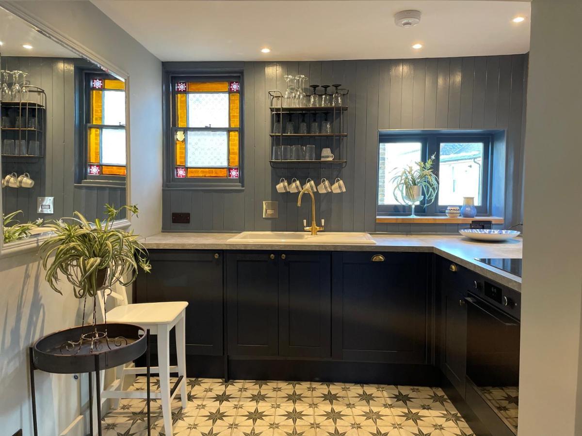Fabulous Apartment Seconds From Beach By Whitstable-Holidays, Pudding Pan Exterior photo